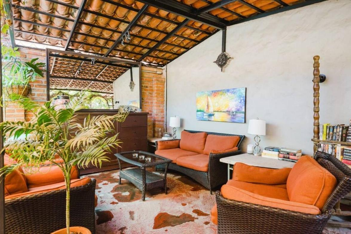 Enjoy Ac In The Queen'S Suite At Inn Ajijic Exterior foto