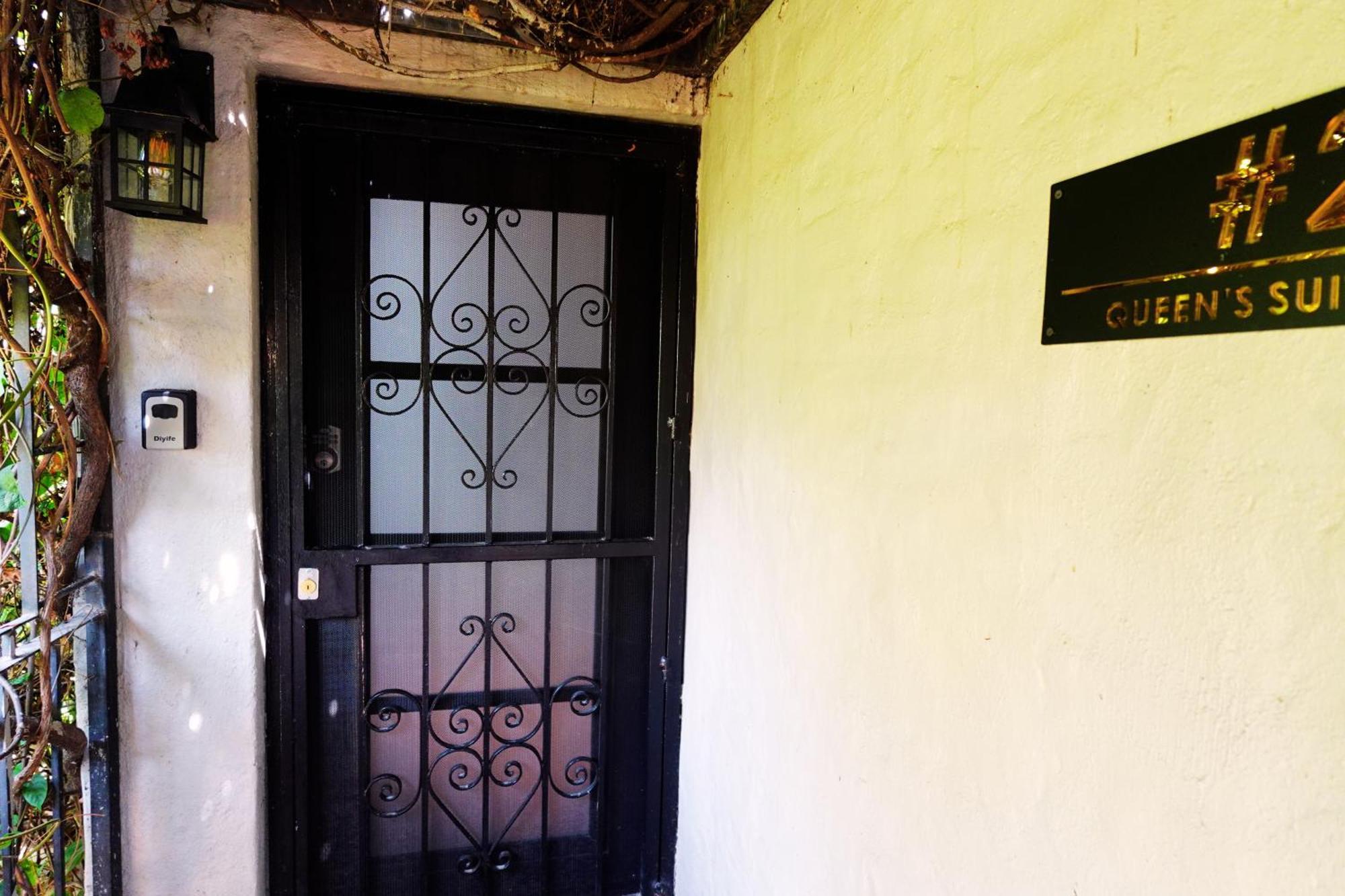 Enjoy Ac In The Queen'S Suite At Inn Ajijic Exterior foto